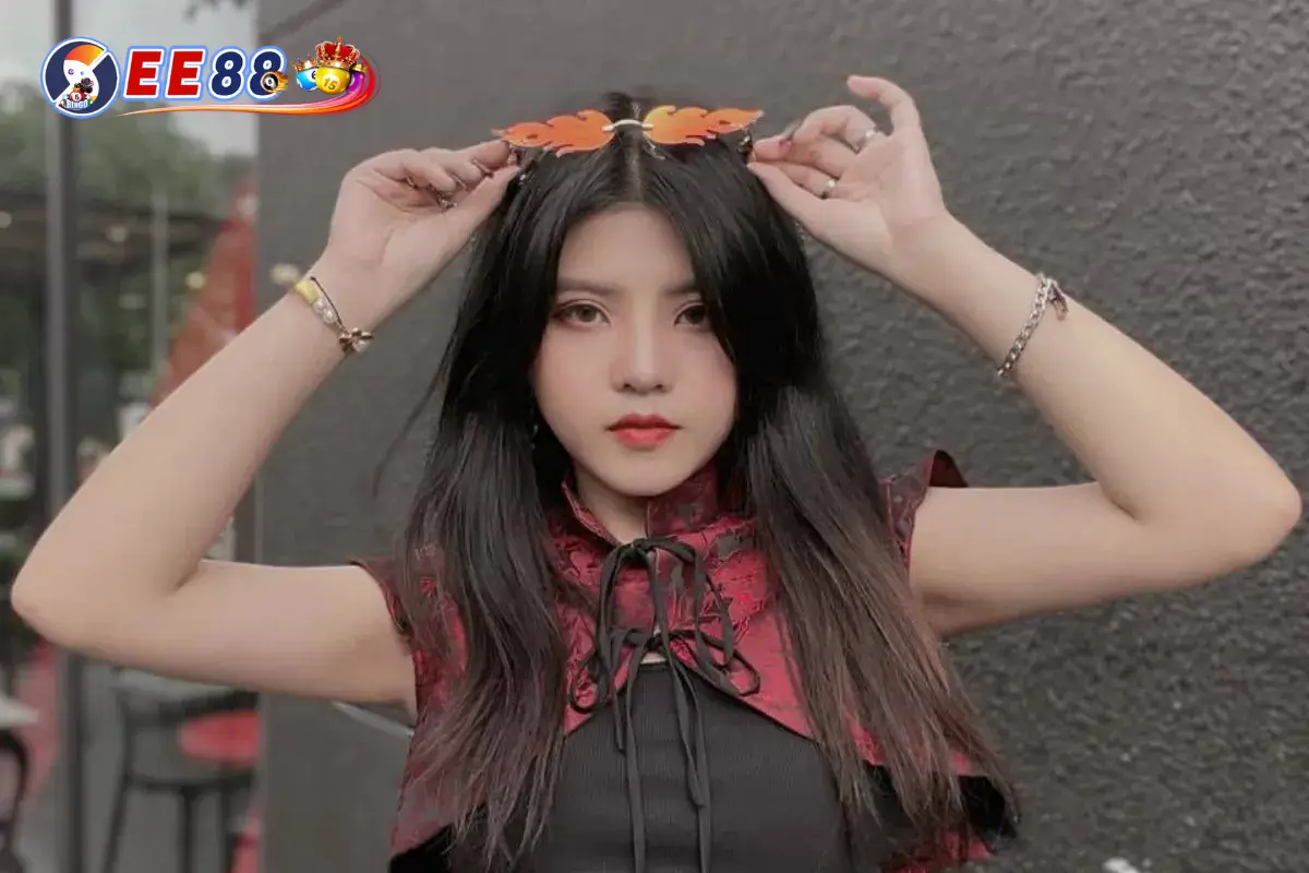 Nguyễn Nhã My 2 Vai Trò Của Nhã My Tại Nhà Cái EE88